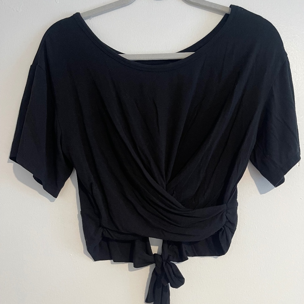 VS Crop Tee